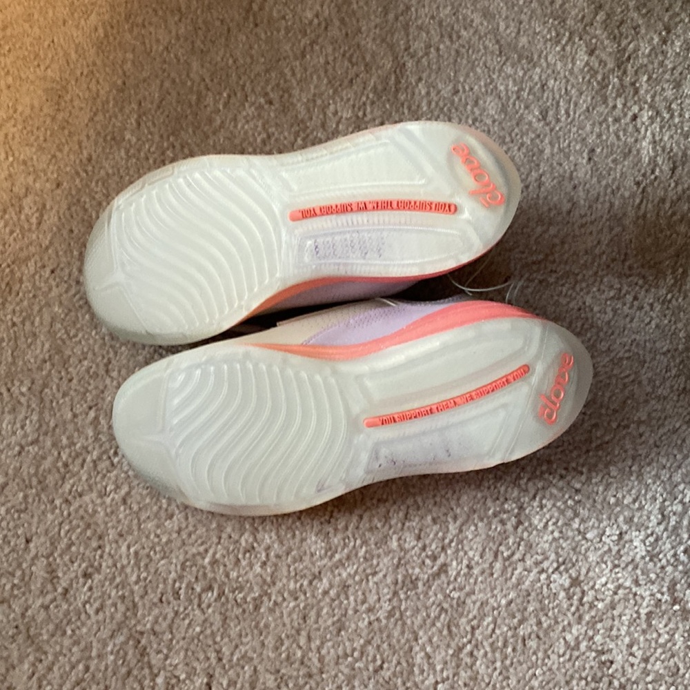 Clove Nursing Shoe - Picture 14 of 14